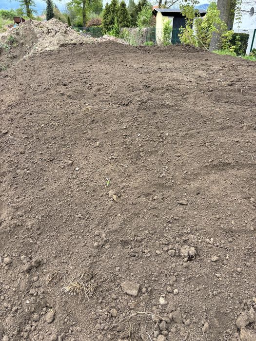 Witam sprzedam humus