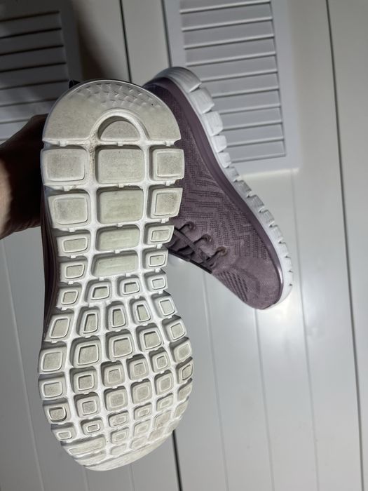 Dsmskie buty Skechers