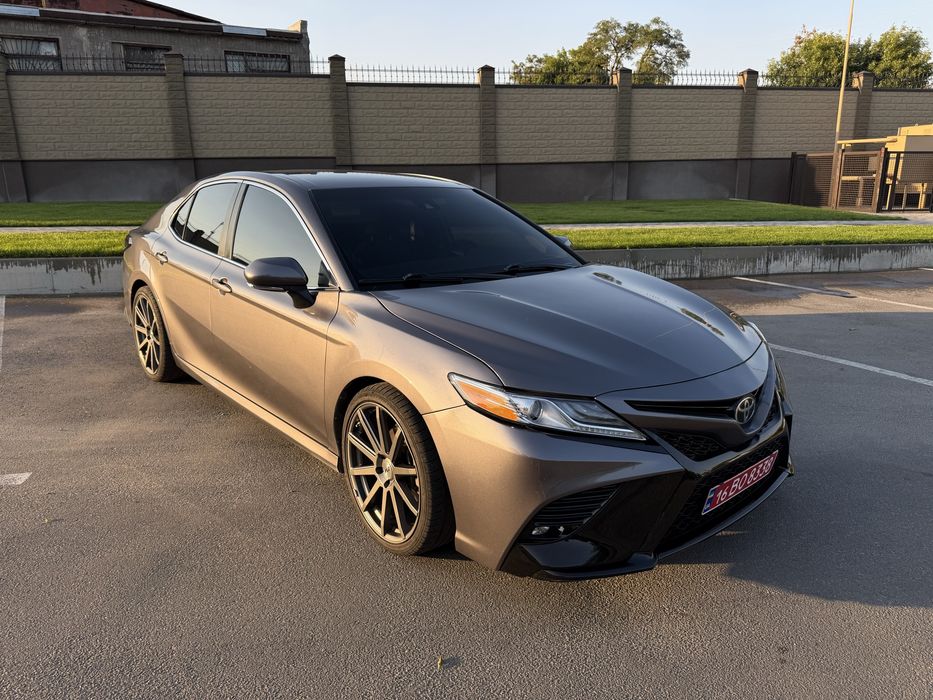 Toyota camry 70