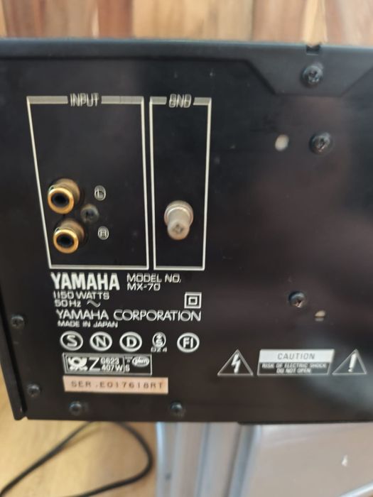 Końcówka mocy YAMAHA MX 70, stan bardzo dobry.
