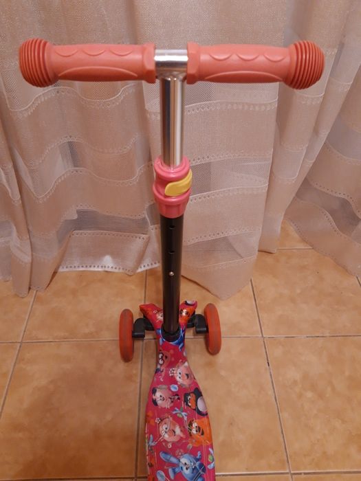 Самокат триколісний