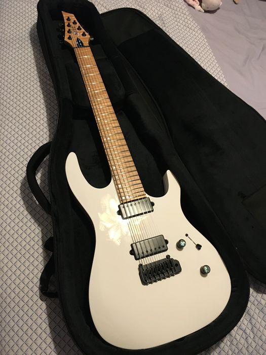 Guitarra Kiesel DC700X