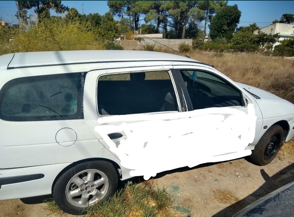 Muito material de Peças para Renault Megane