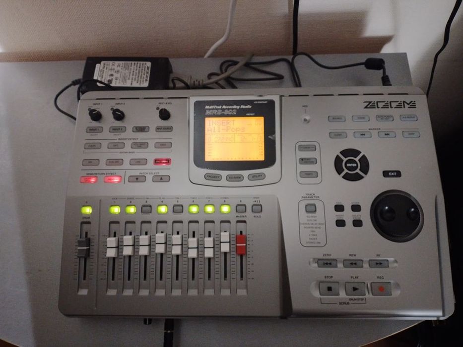 Zoom MRS802 рекордер портастудия продам\обменяю