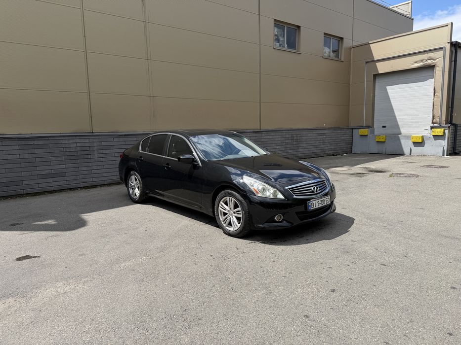 Infinity G25 2011 2.5 газ бензин