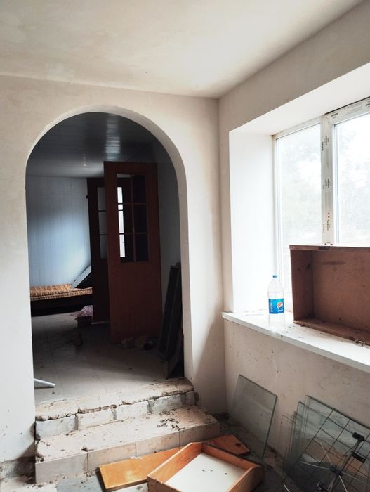 Продам дом можно и под  магазин  Нововодолажский район  Вільхуватка.