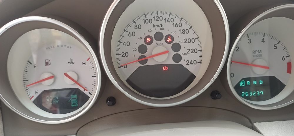 Додж калібер 2.0 бензин