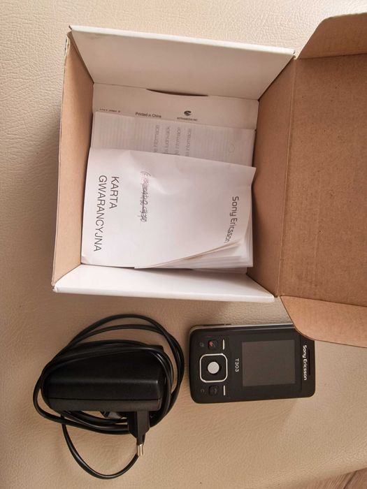 Sony Ericsson T303