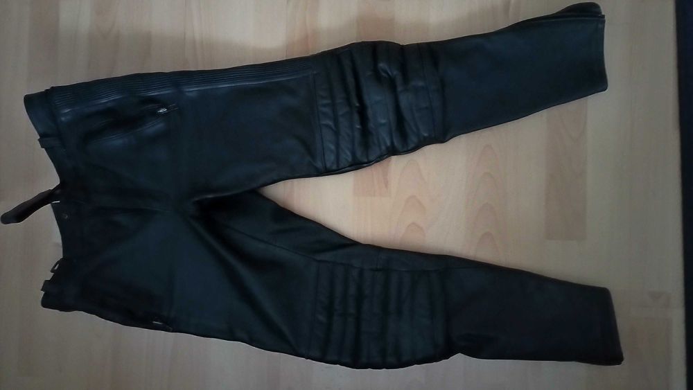 UBRANIE MOTOCYKLOWE  Kurtka i spodnie ze skóry