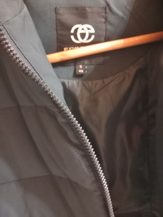 Куртка жіноча 42