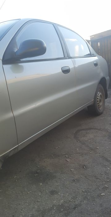 Продам Daewoo Sens 2007+комплект гуми