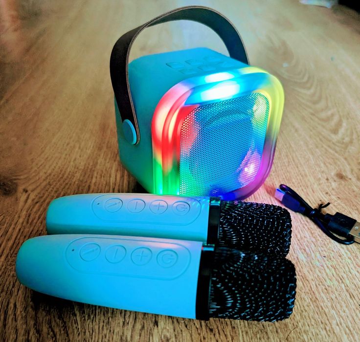 Караоке колонка з функцією Bluetooth та 2 мікрофони K12