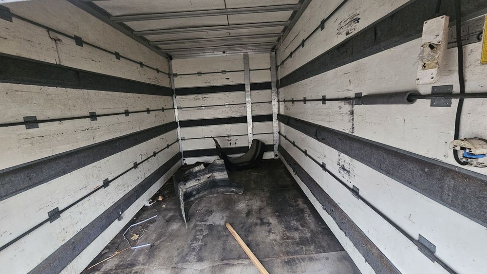 Kontener garaz schowek