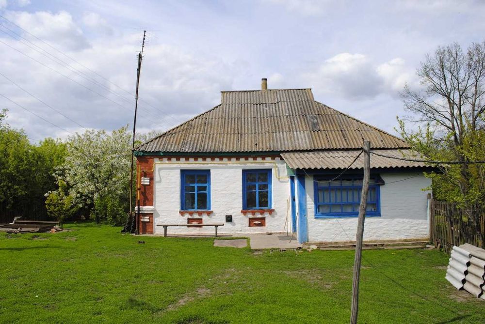 Продається газифікований будинок Чернігівська обл