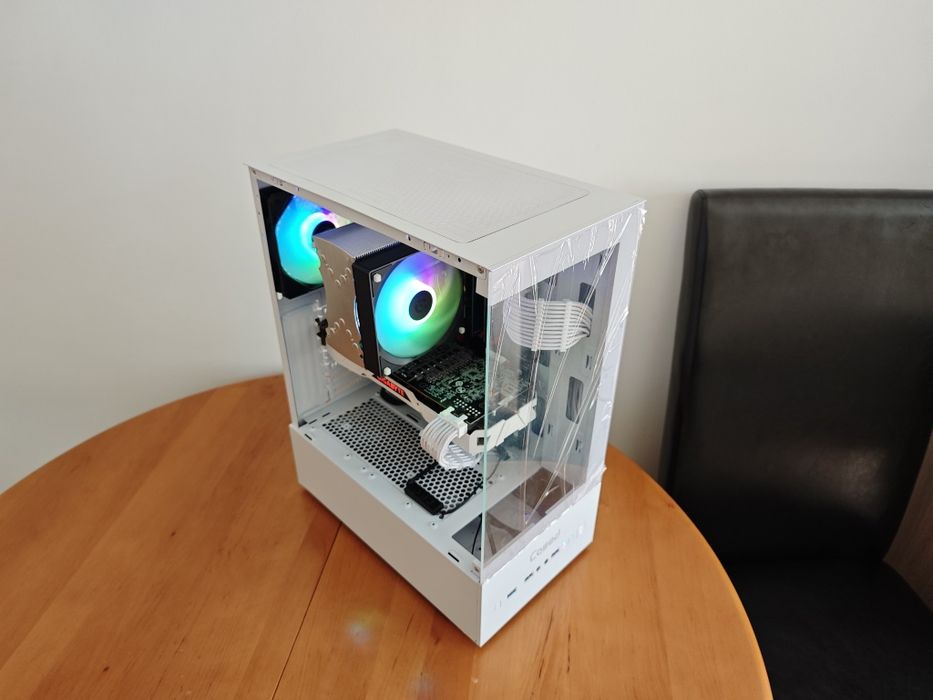 Intel i7-6700K GeForce GTX 1080 Ti 11 GB  16 GB RAM komputer gamingowy akwarium stacja LLM RGB SSD