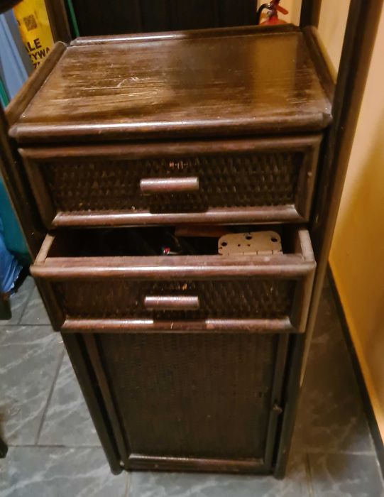 komoda, szafka stojąca antyk