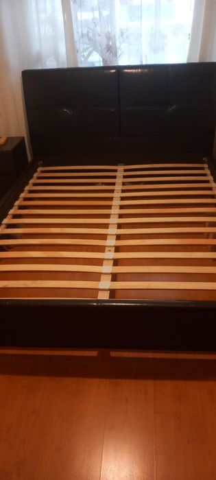Conjunto quarto cama + 2 mesas cabeceira + 2 candeeiros