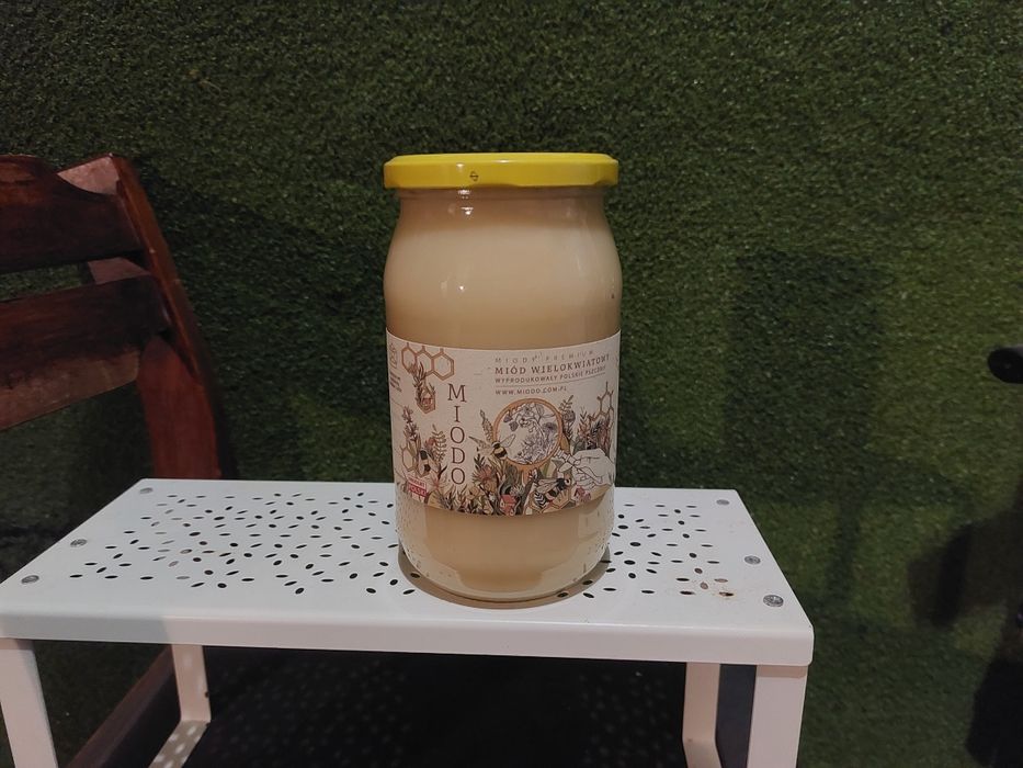 Miód wielokwiatowy wiosenny od pszczelarza z własnej pasieki