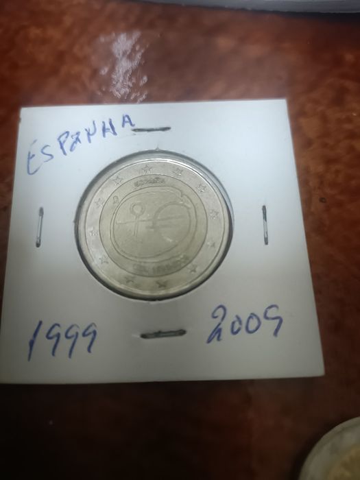 Coleções de moedas belas de 2euros podendo negociar