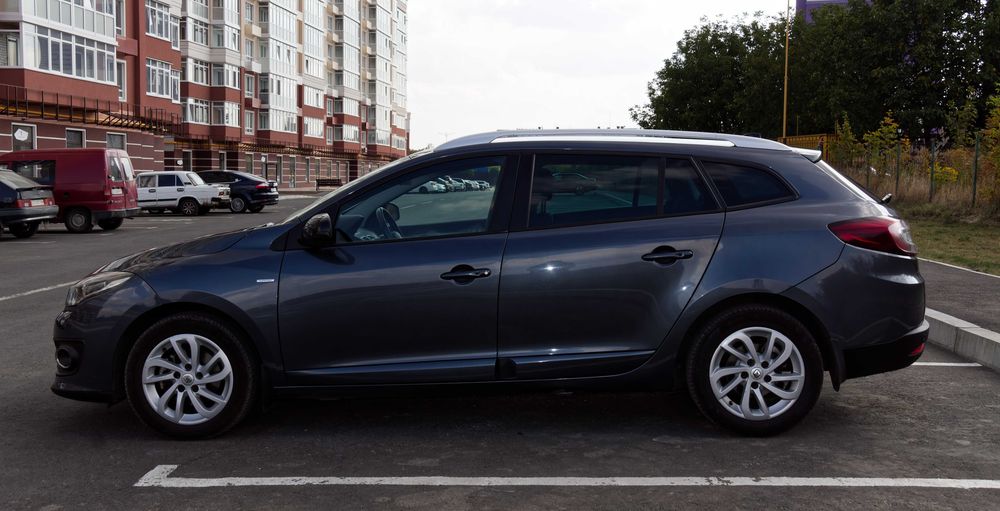 Неквапно продається Renault Megane 3 (2015)