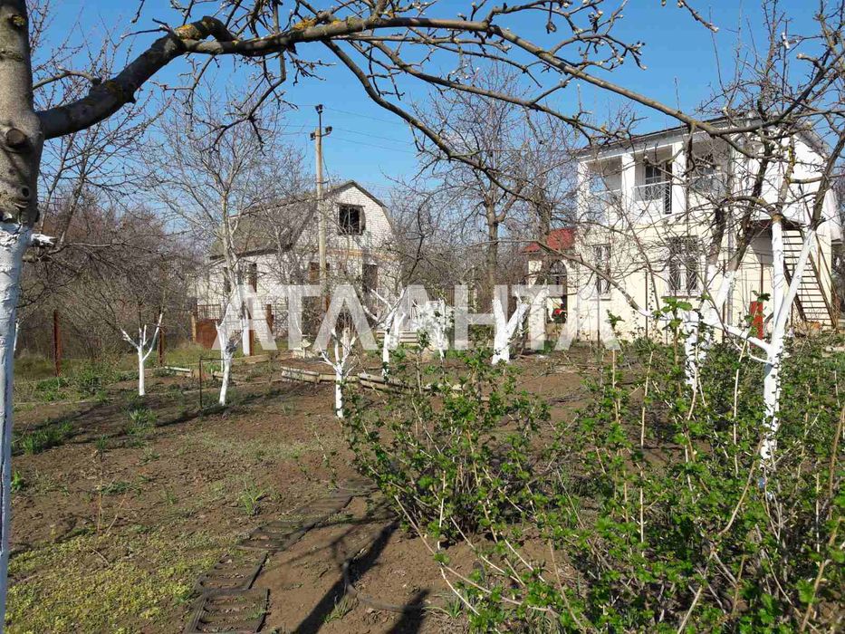Дача в гарному районі