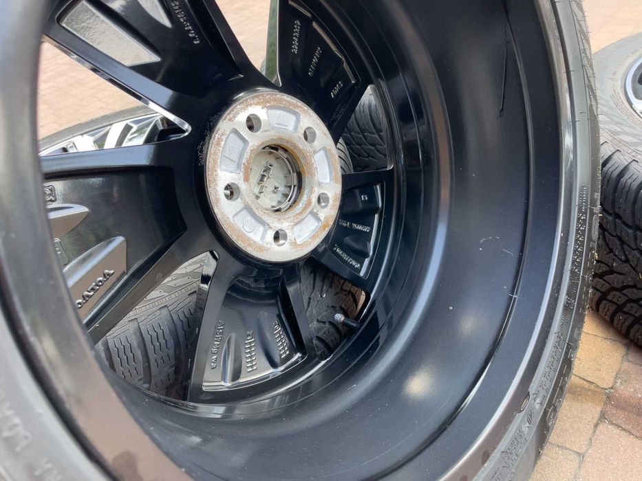 3874. Koła zimowe Volvo XC90 II OEM 5x108 ET42 235/60/18 Conti 2024r