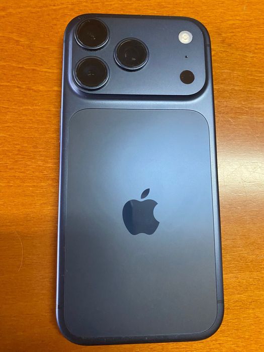 iPhone 17 pro 256Gb