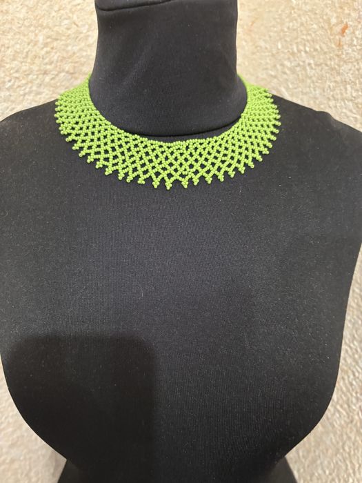 Кольє з чеського бісеру