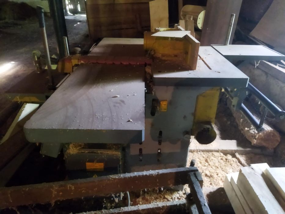 Продається станок по обробці дерева. 
Детальна інф