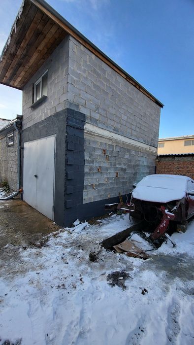 Продам 2-х поверховий гараж