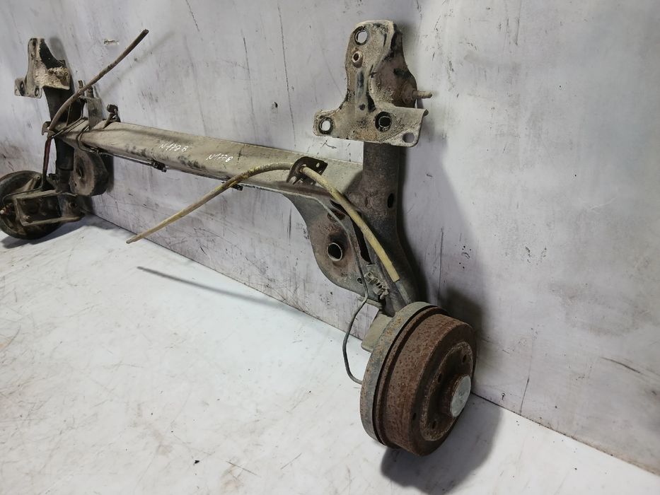 Eixo traseiro tambor RENAULT Clio II (BB0/1/2_, CB0/1/2_)
