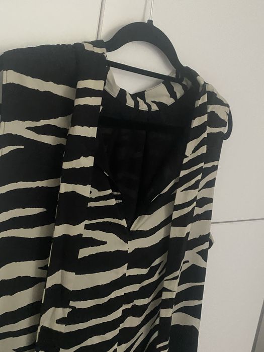 czarna sukienka h&m xl