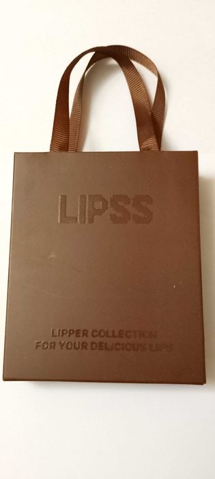 Набір lipss 4 шт новий в подарунковій упаковці