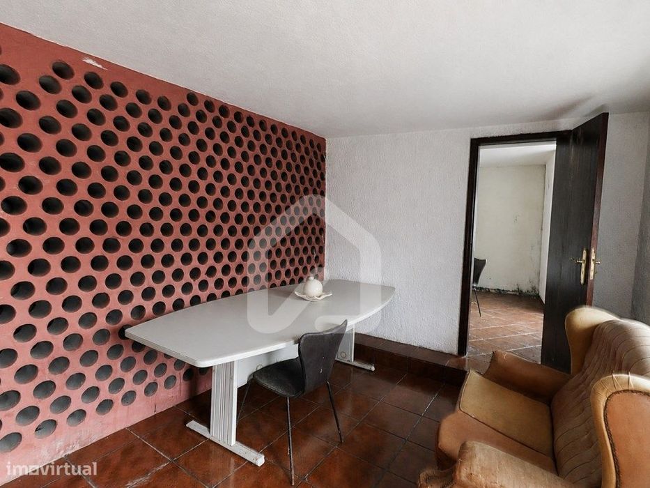 Moradia T3 para Restauro com Vista Rio | Gerês