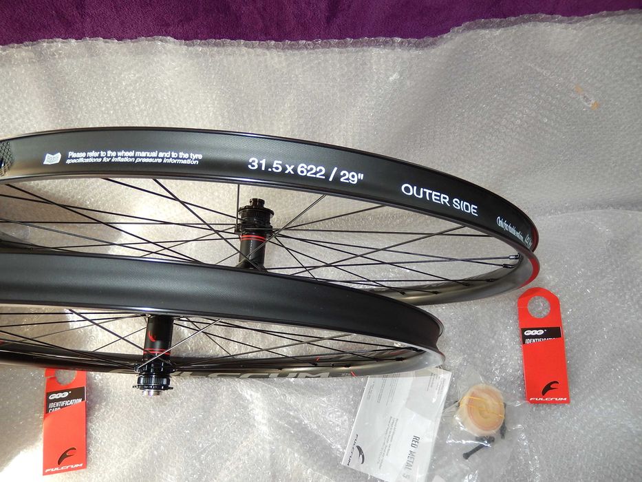 Вилсет, колеса Fulcrum RED METAL 29" / RED Fire 27.5" покришка