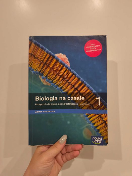 3 części podręczników do Biologii