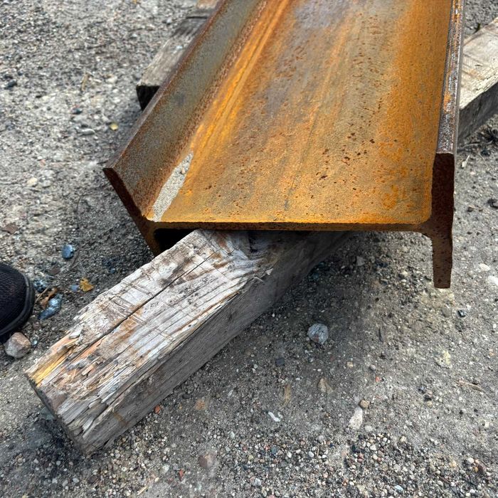 dwuteownik 270 x 130 długość 330 cm