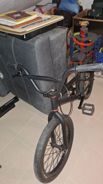 Bicicleta  bmx pouco uso