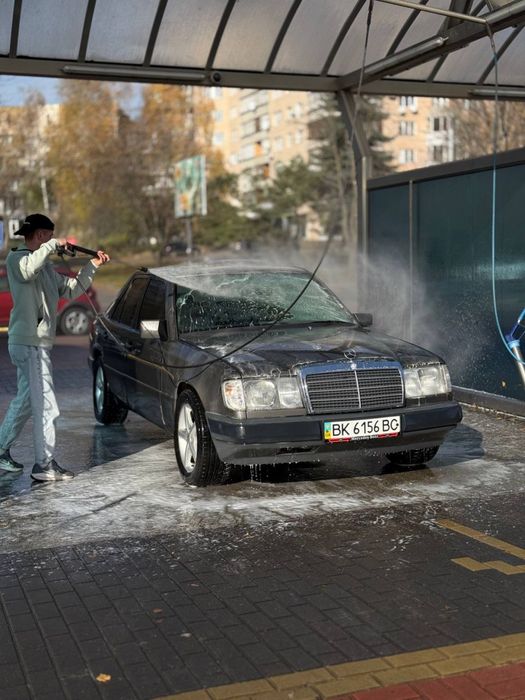 W124 2.3 бензин продам