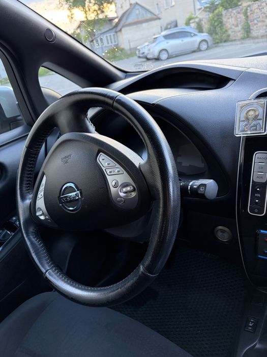 Nissan Leaf 30 kwh