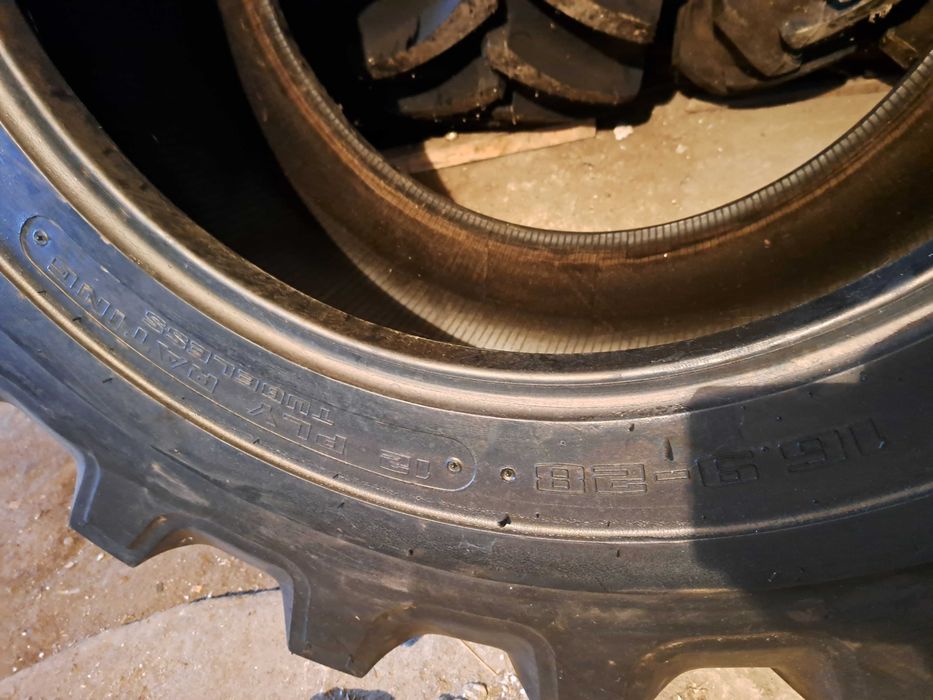 Opony good year 16.9-28