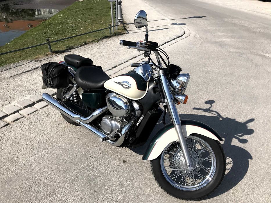 Honda Shadow VT750 C2