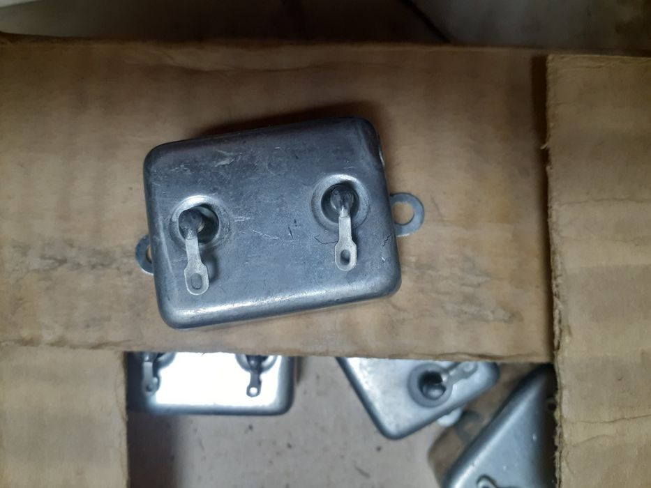 Продам конденсатор 10 грн