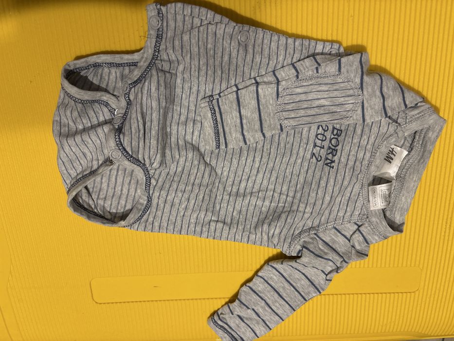 Одяг для новонароджених в гарному стані