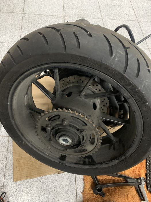 Yamaha MT 07  Peças (Ler anunçio)