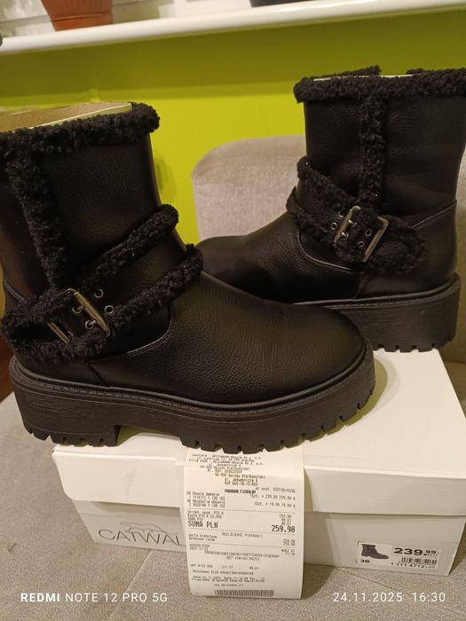 Buty damskie na   38 zima   NOWE