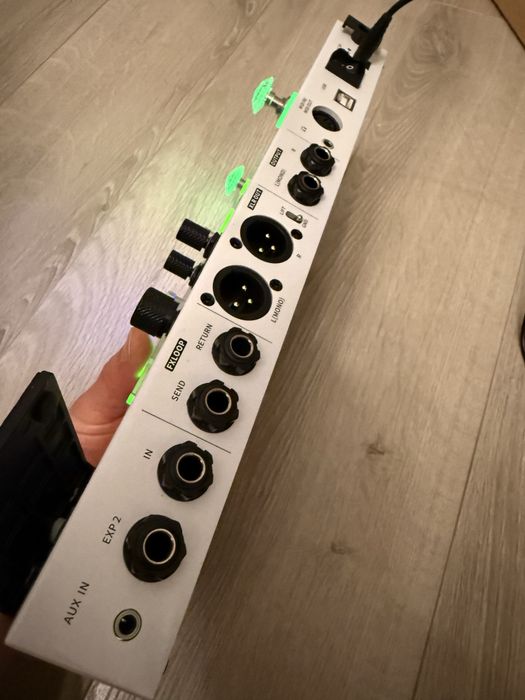 Multiefekt gitarowy Mooer GE250 | Stan BDB, folia na ekranie