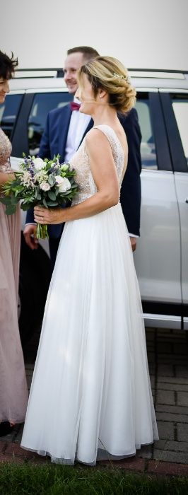 suknia slubna subtelna