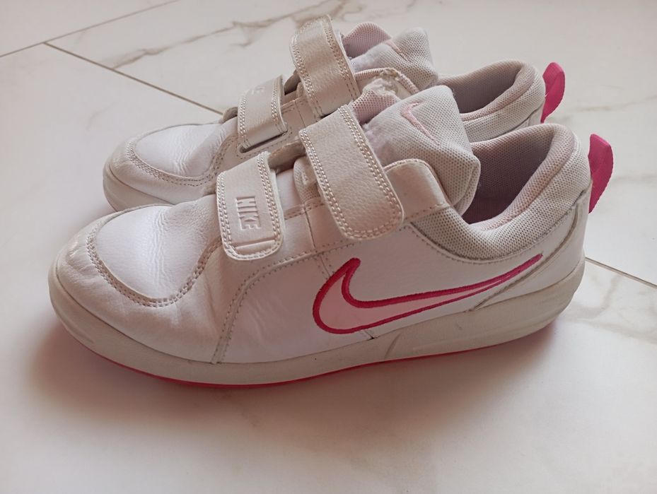 Оригінальні шкіряні кросівки Nike (р. 34 / 21.5 см) на липучках