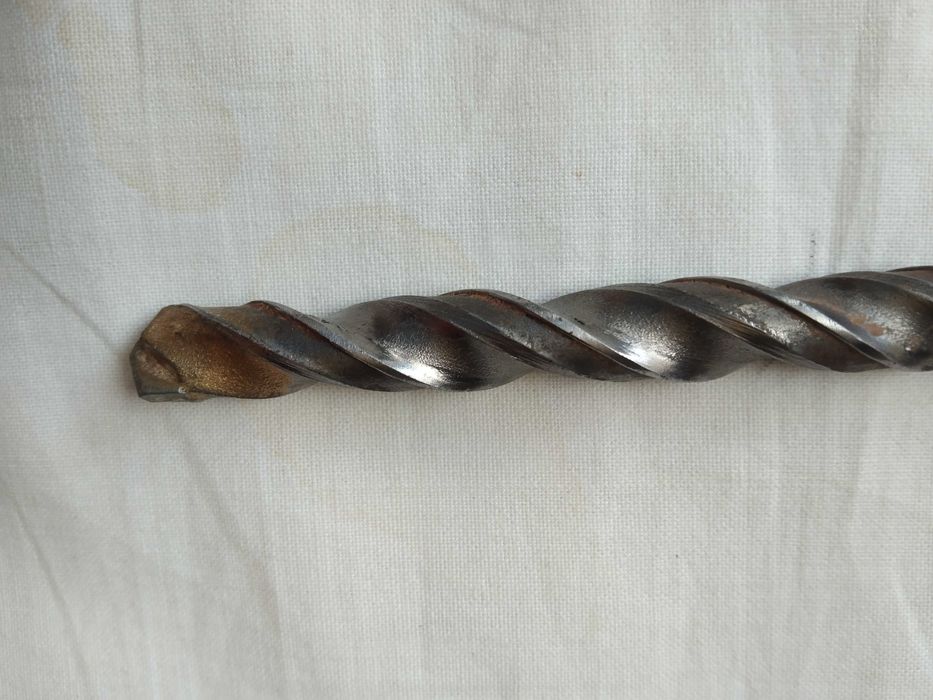 Wiertło do kamienia .